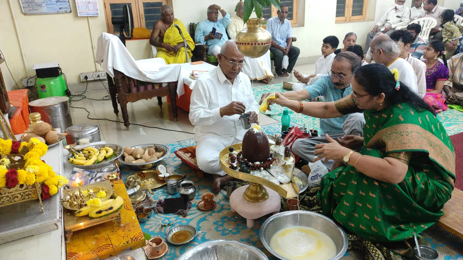 Akhanda Rudrabhishekam - Akhanda Rudrabhishekam 02