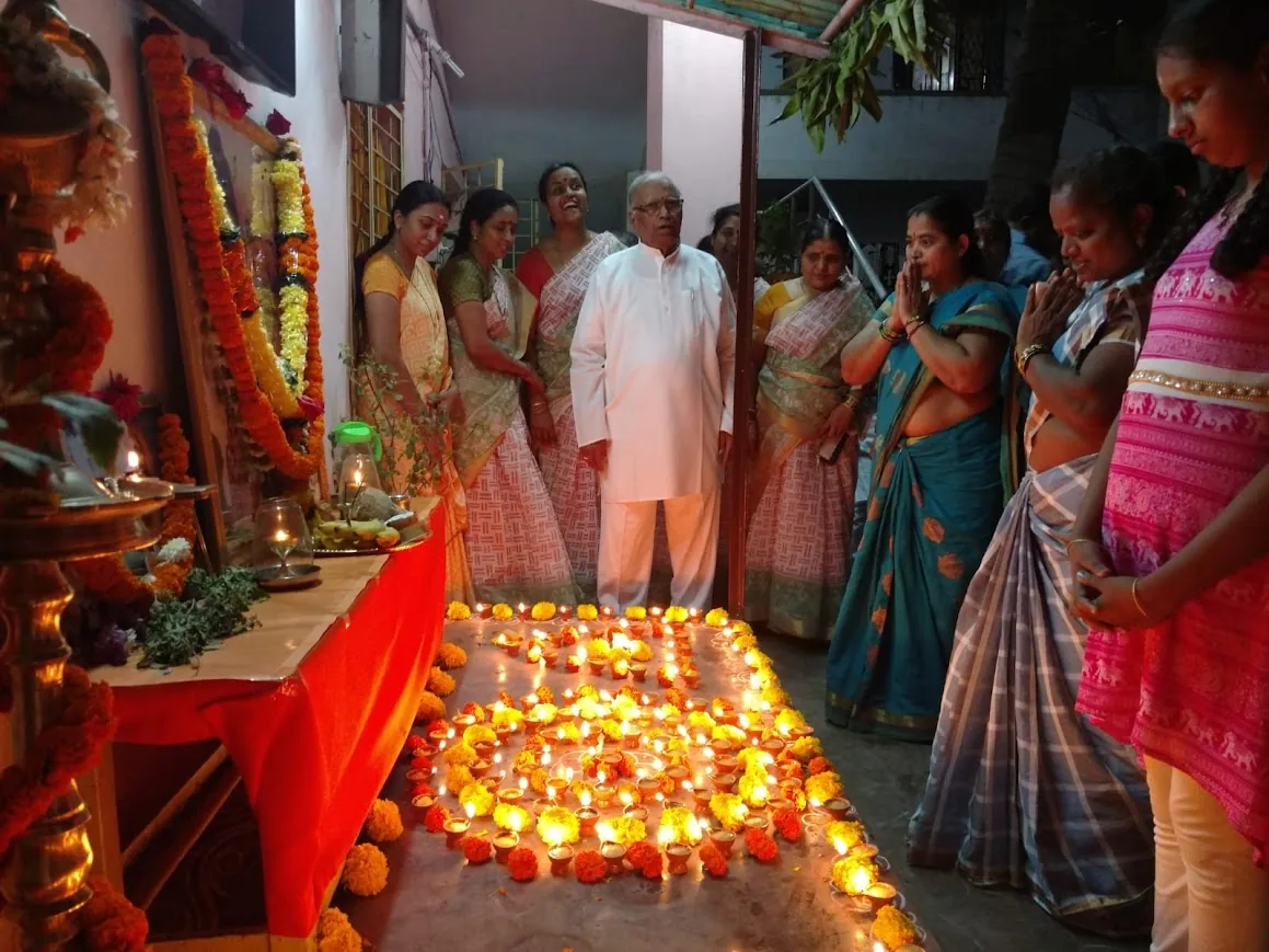 Akhanda Rudrabhishekam - Akhanda Rudrabhishekam 05