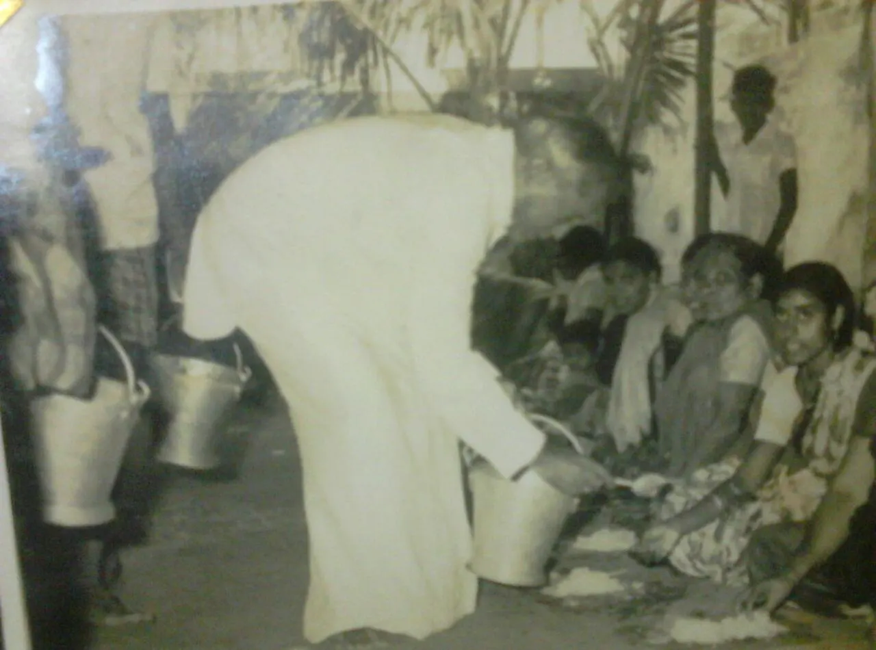 Master E.K. gallery photo 16